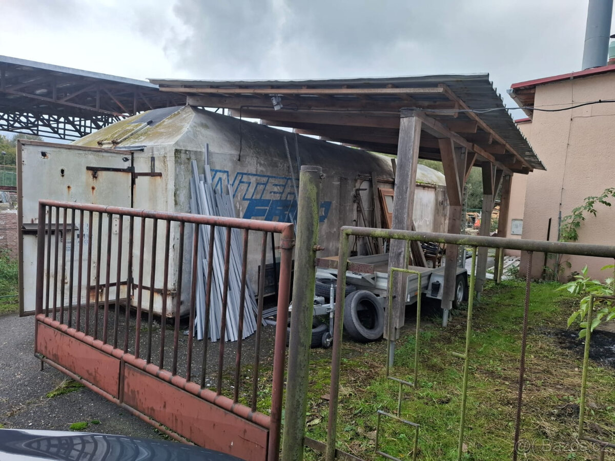 Zateplený vagon (laminát)TOP STAV - 2