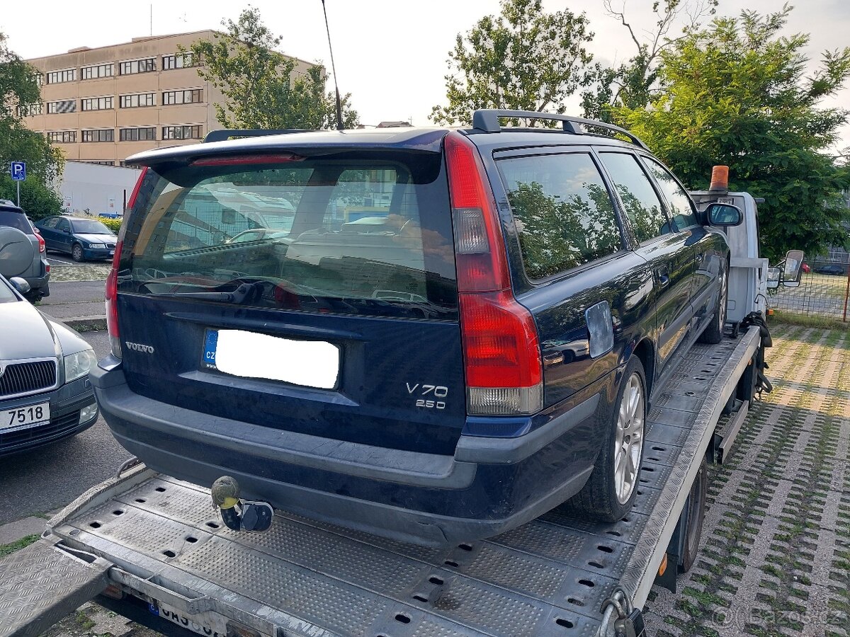 Volvo V70, 2,5i, 103 kW, r.v. 2000 na ND - 2