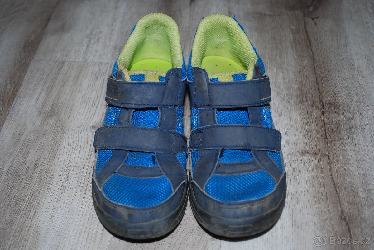 TURISTICKÉ BOTY, ZN.QUECHUA, VEL.32 - 2