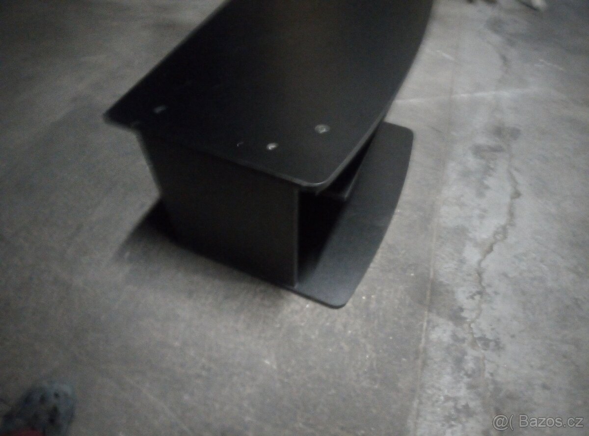 televizní stolek - 2