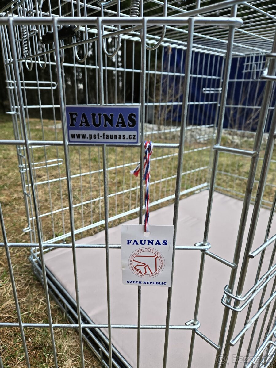 Prodám skládací přepravní klece pro psy - 2