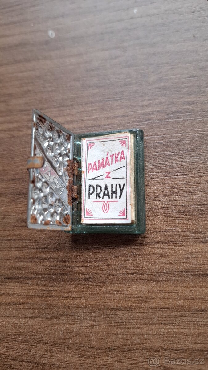 Památka z Prahy mini knížečka s obrázky - 2