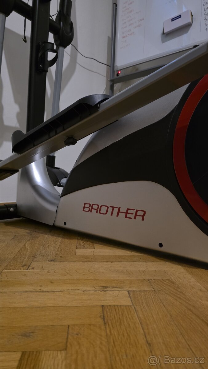 Eliptický trenažér brother - 2