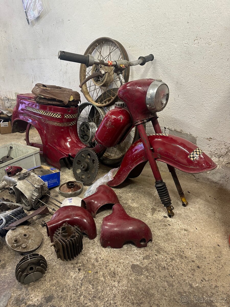 Jawa 555 Pionýr - 2