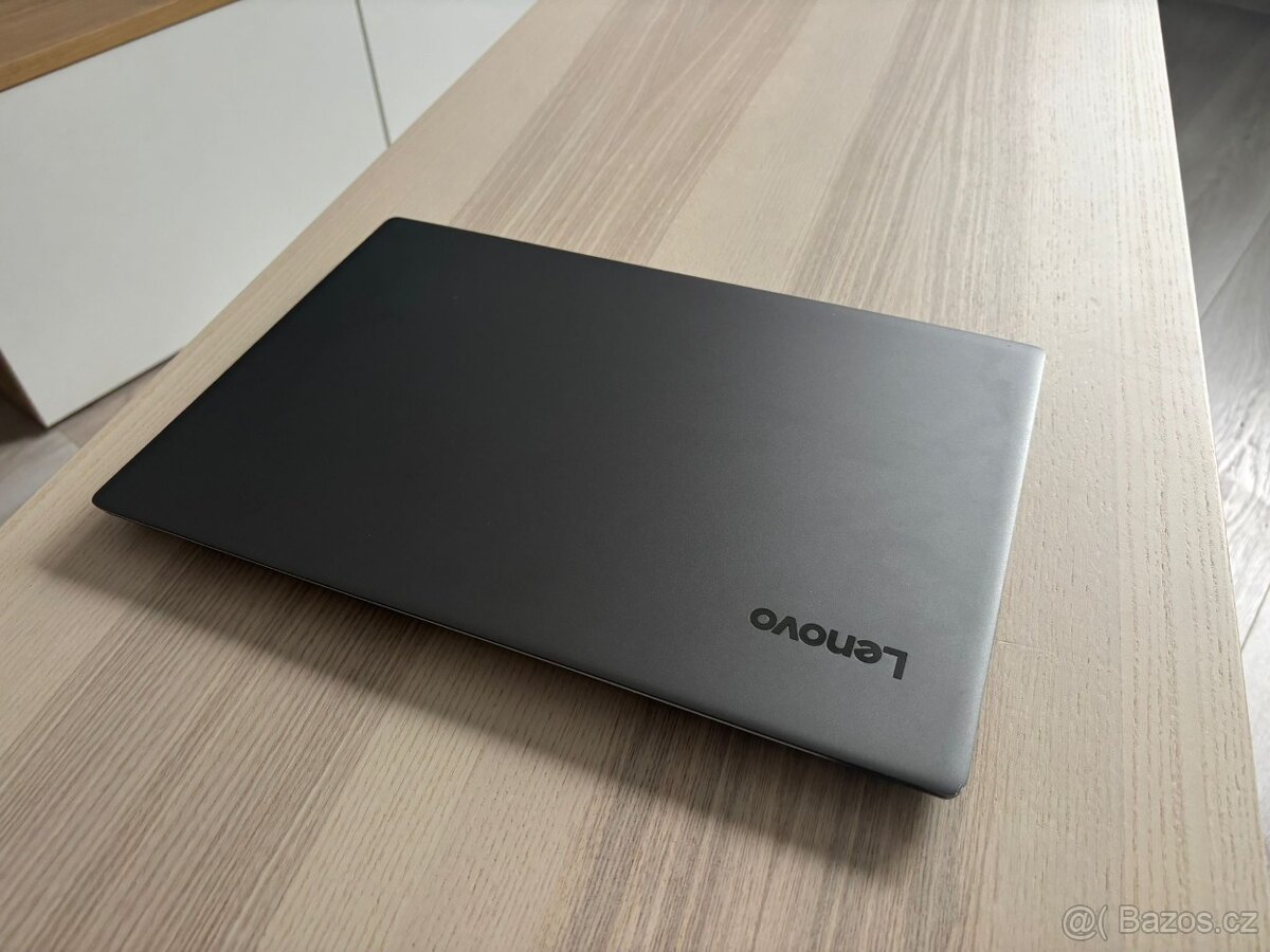 Lenovo ideapad 720S-15IKB - 2