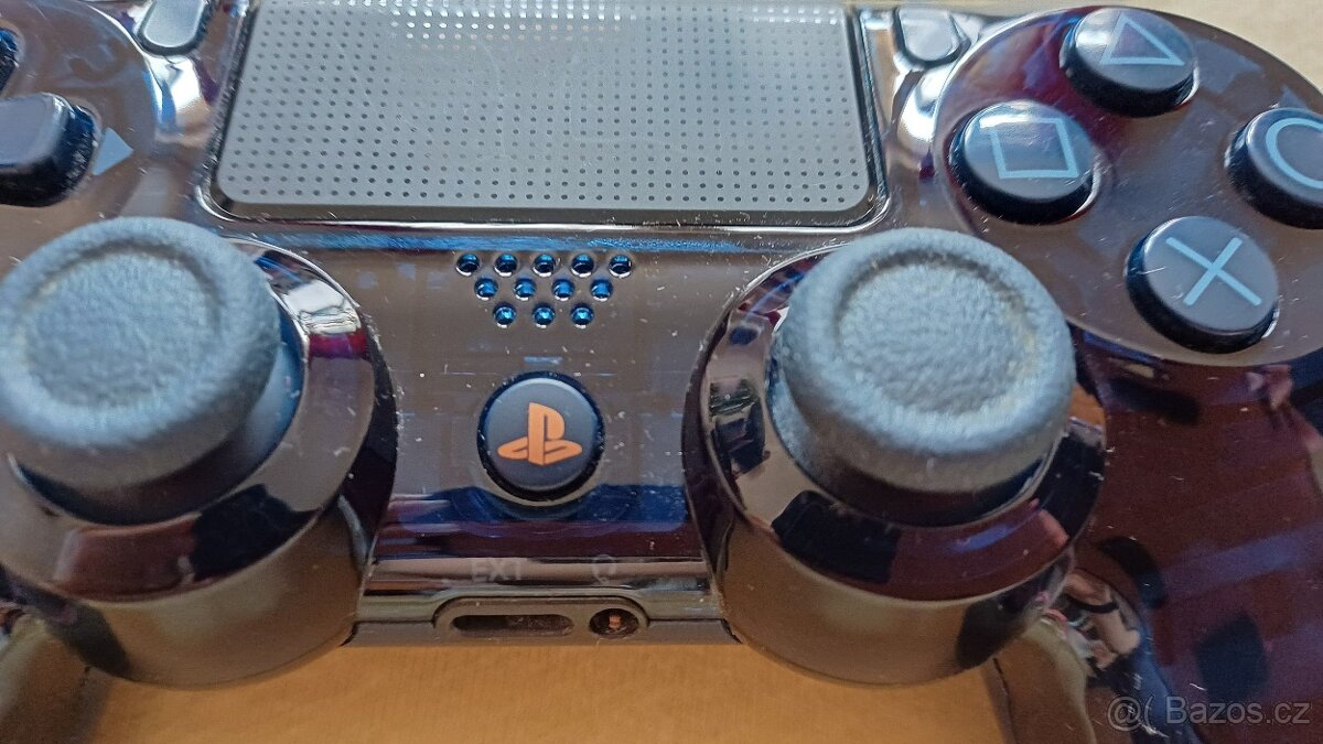 PS4 500 milion edition ovladač dualshock modrý - 2
