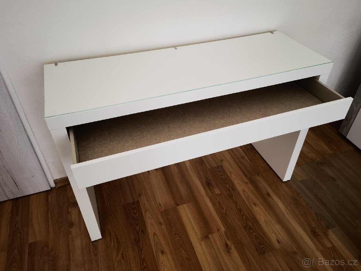 Kosmetický stolek Ikea - 2