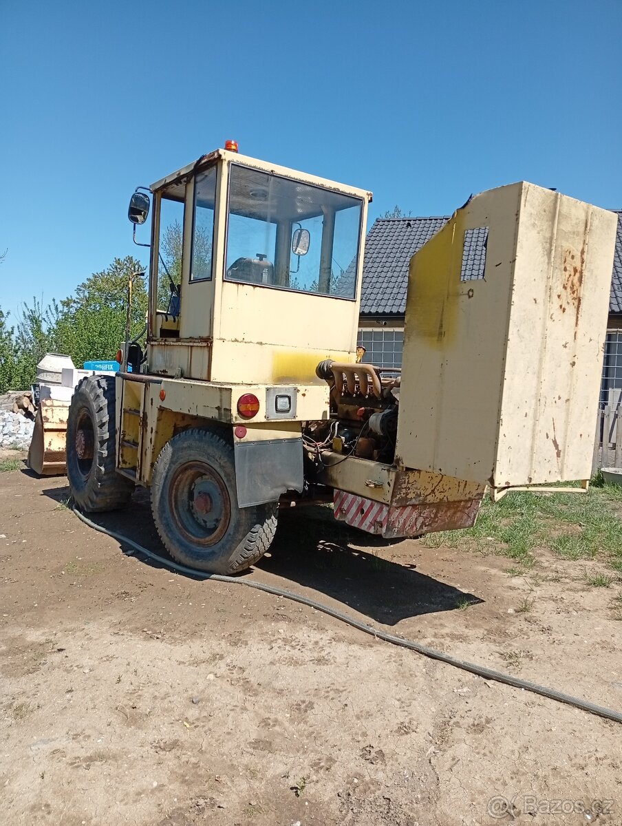 Hon UN 053 4x4 - 2