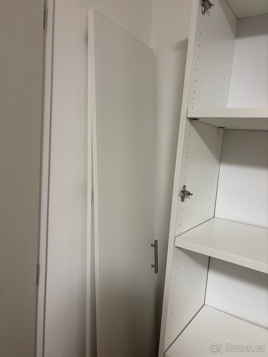 Skříň nebo knihovna - 2