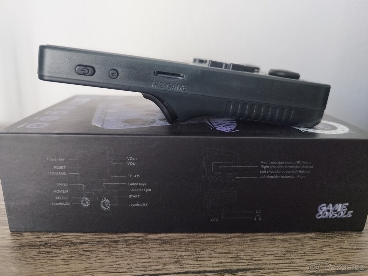 Handheld konzole R36S +21000 her Černá - 2