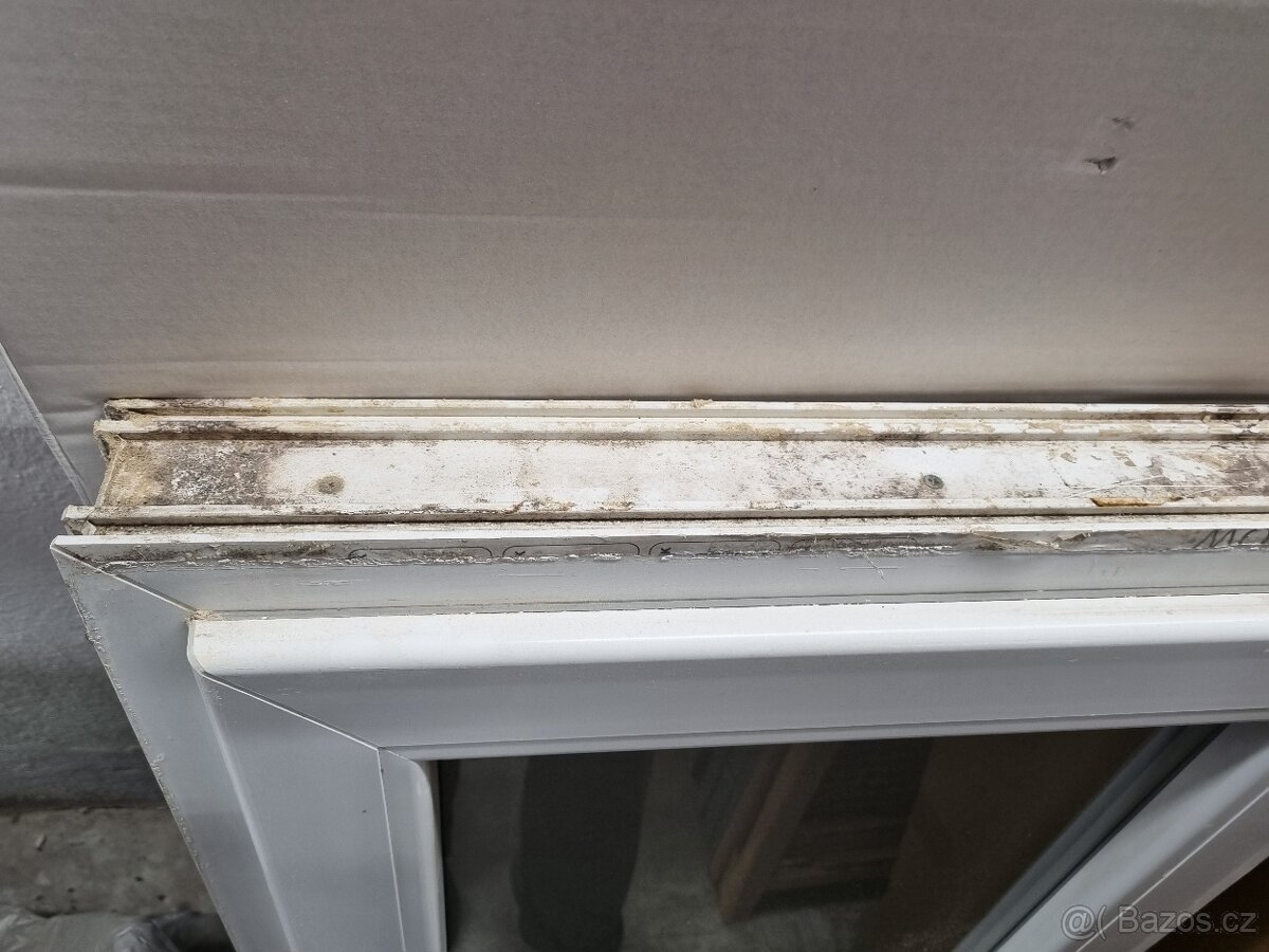 Plastové okno neprůhledné 120x62 cm dvojsklo - 2