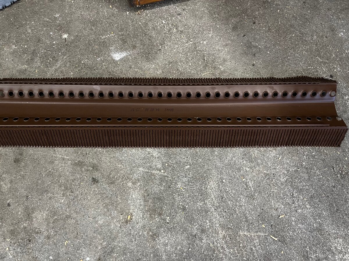 Pás větrací hřebene - 2