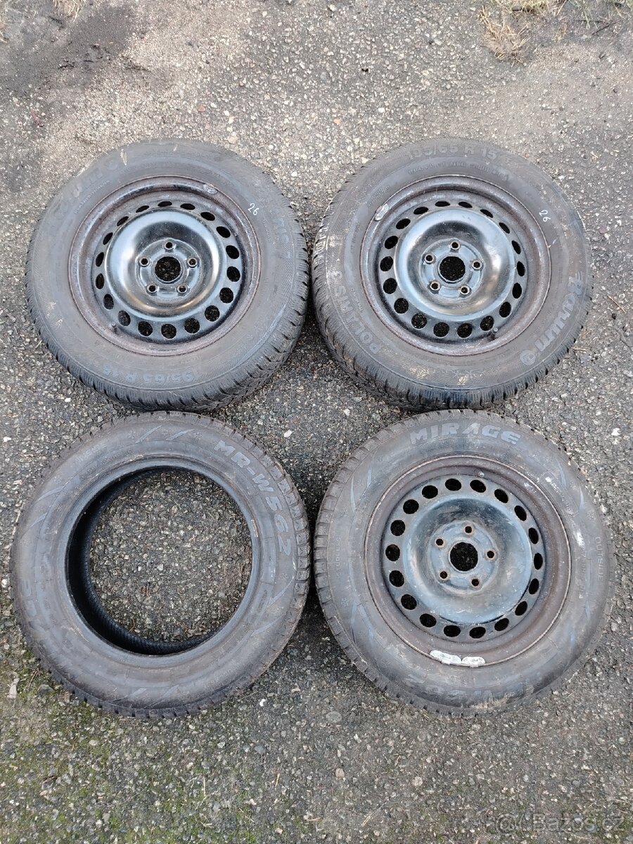 Sada zimních kol 195 65 R15 Škoda Octavia 2 - 2