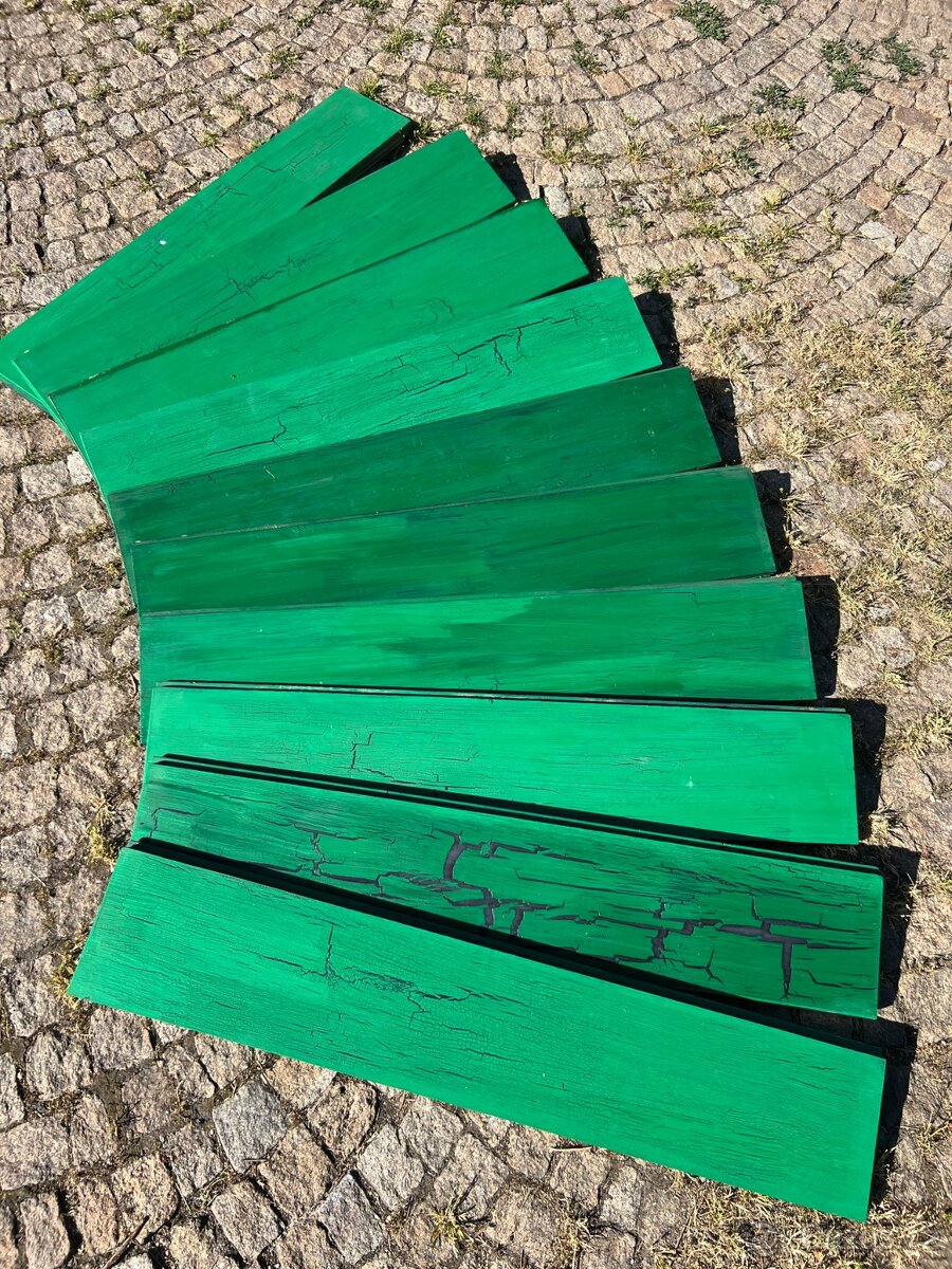 Levný dřevěný obklad Zpuchřelá barva - vintage zelená - 2