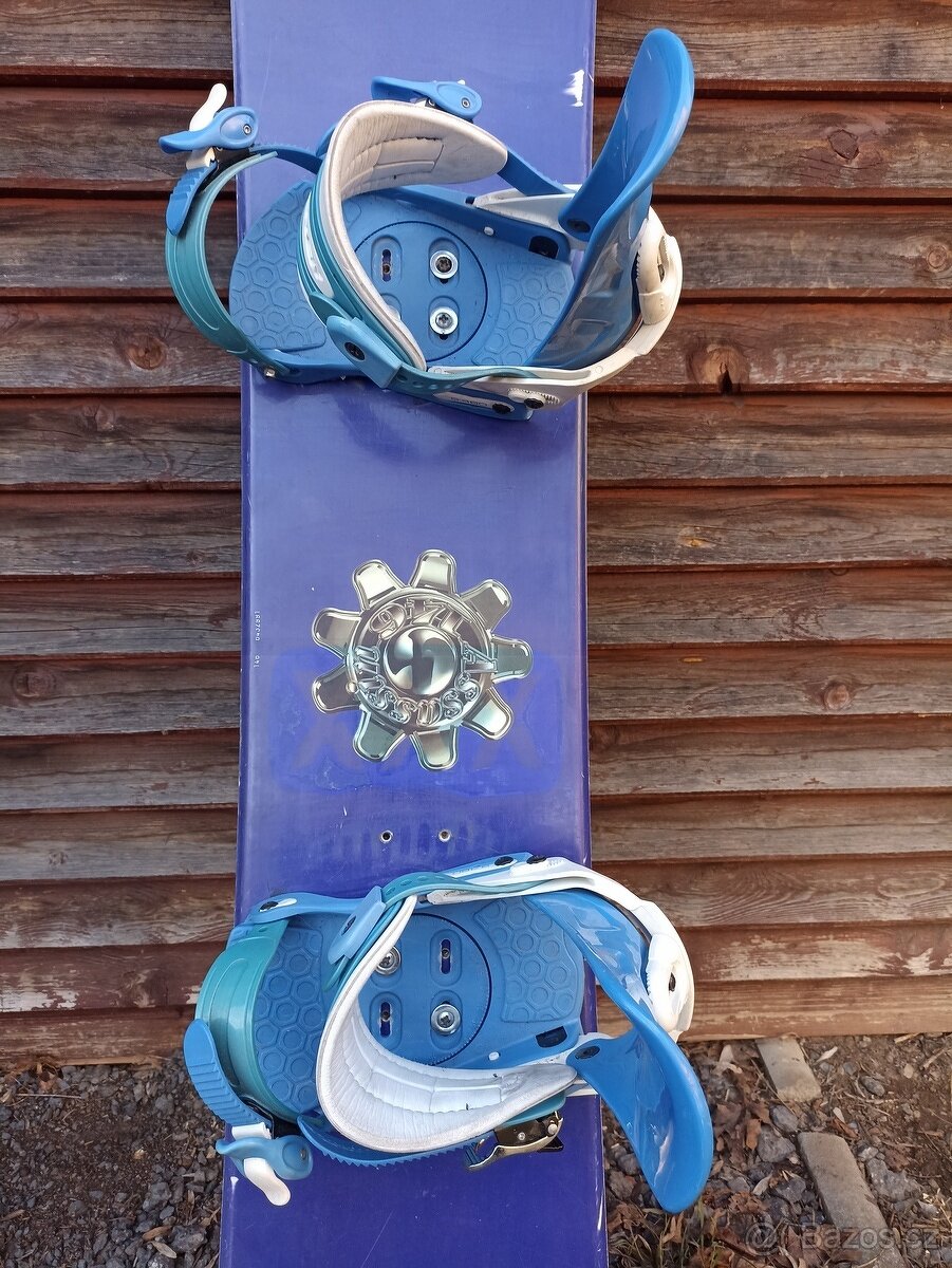 Snowboard 146 cm s vázáním - 2
