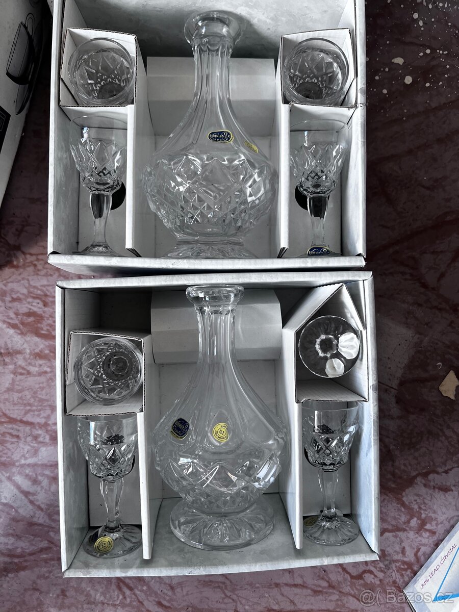 řišťálová sada – karafa + 4 skleniček (nové, v krabičce) - 2