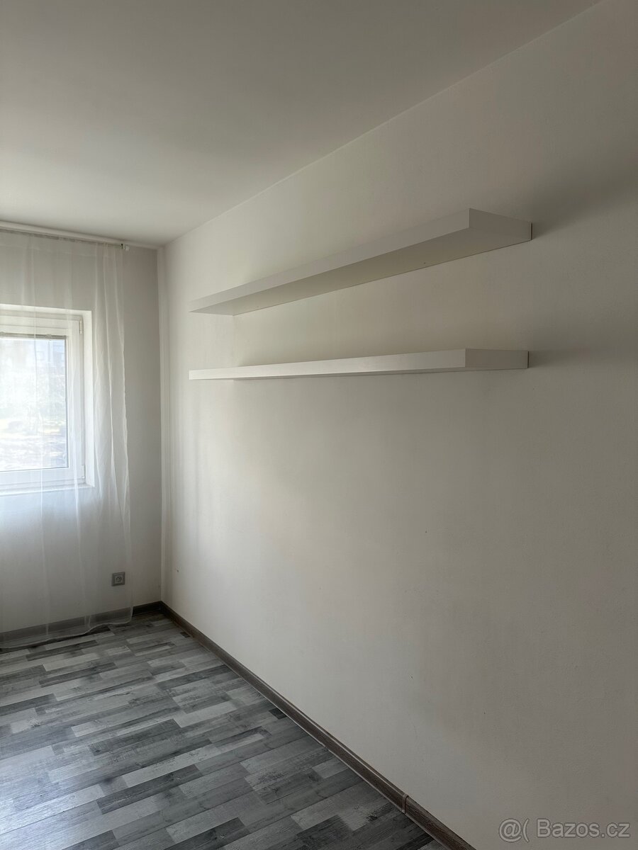 Lack police IKEA - 2