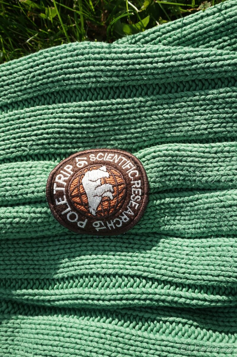 Chlapecký svetr vel. 110 - 2