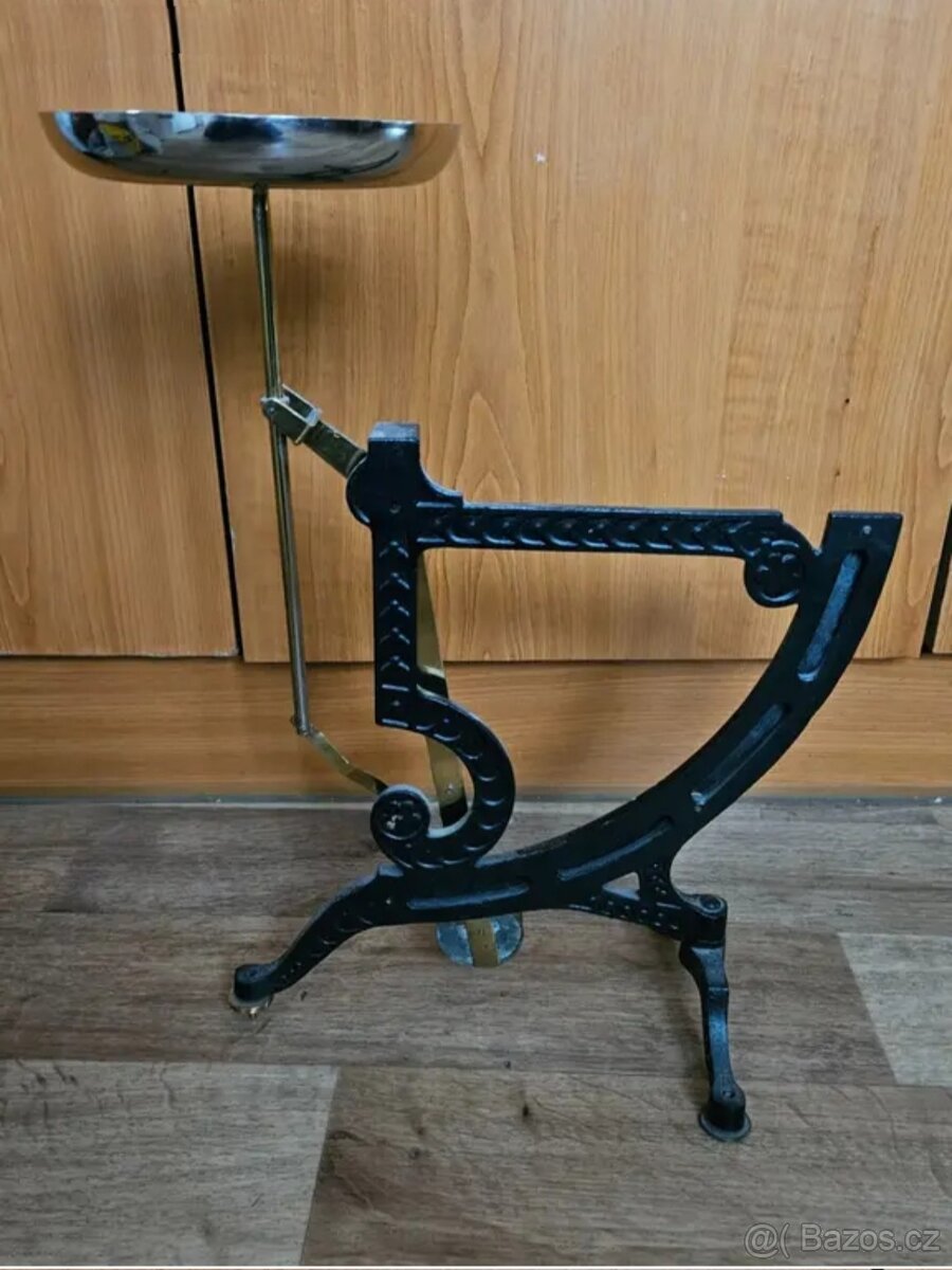 Stará poštovní váha - 2