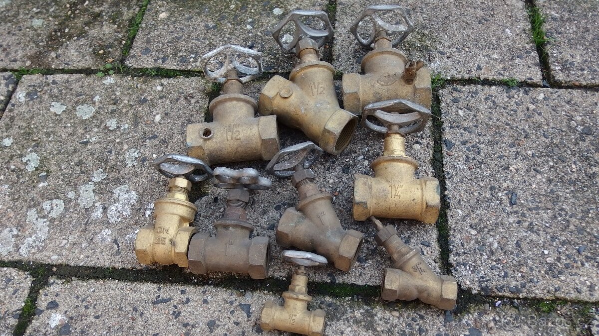 Prodám tyto ventily. - 2