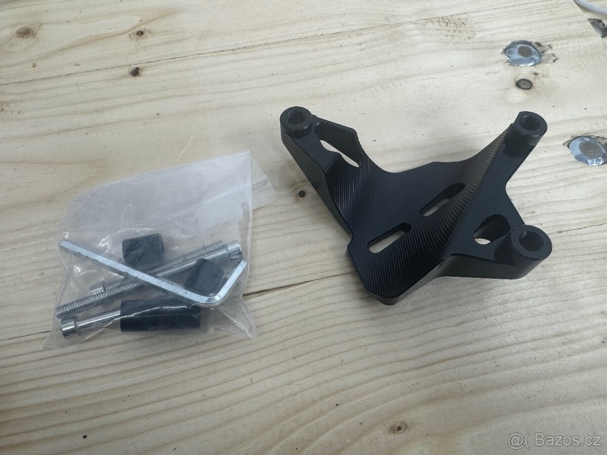 Kryt vodní pumpy Yamaha CP3 - 2