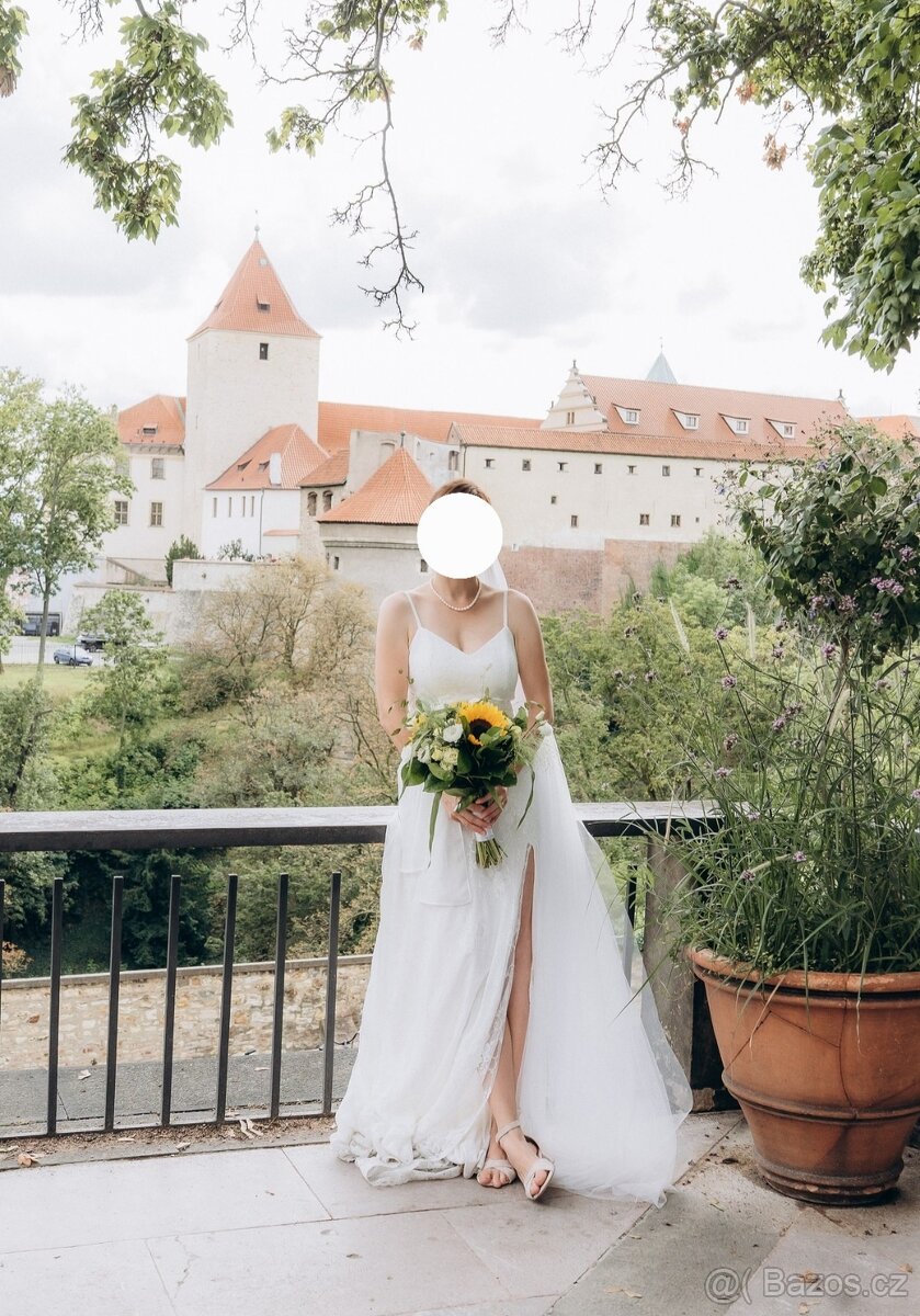 Prodam elegantni svatebni saty - 2