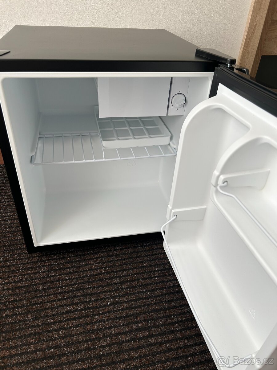 Minibar / Malá lednice - 2