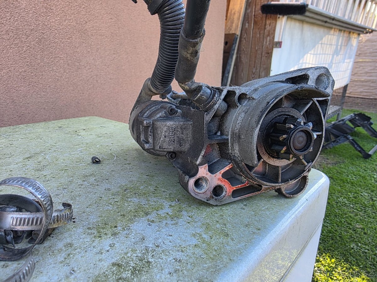 Audi A8 startér bez vad - 2