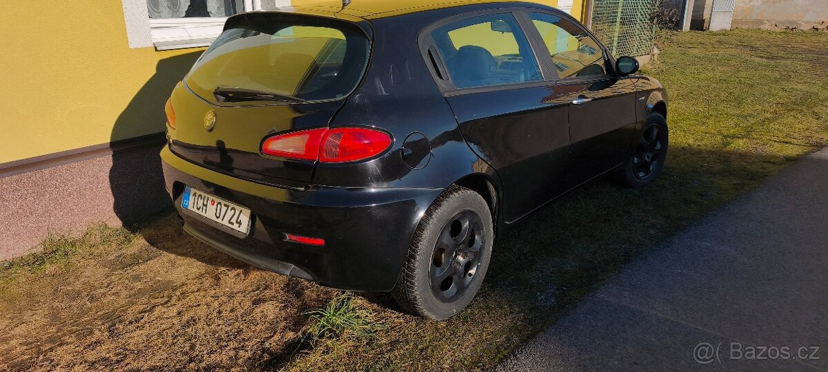 Alfa Romeo 147 1,6 benzín TI - 2
