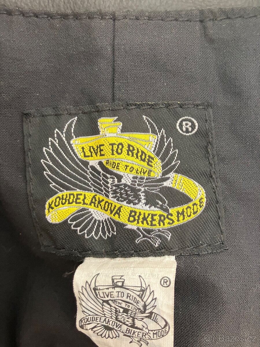 BUNDA A KALHOTY NA MOTORKU - 2