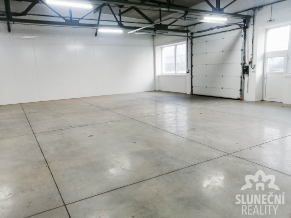 Pronájem průmyslového prostoru 385 m2 v Bojkovicích - 2