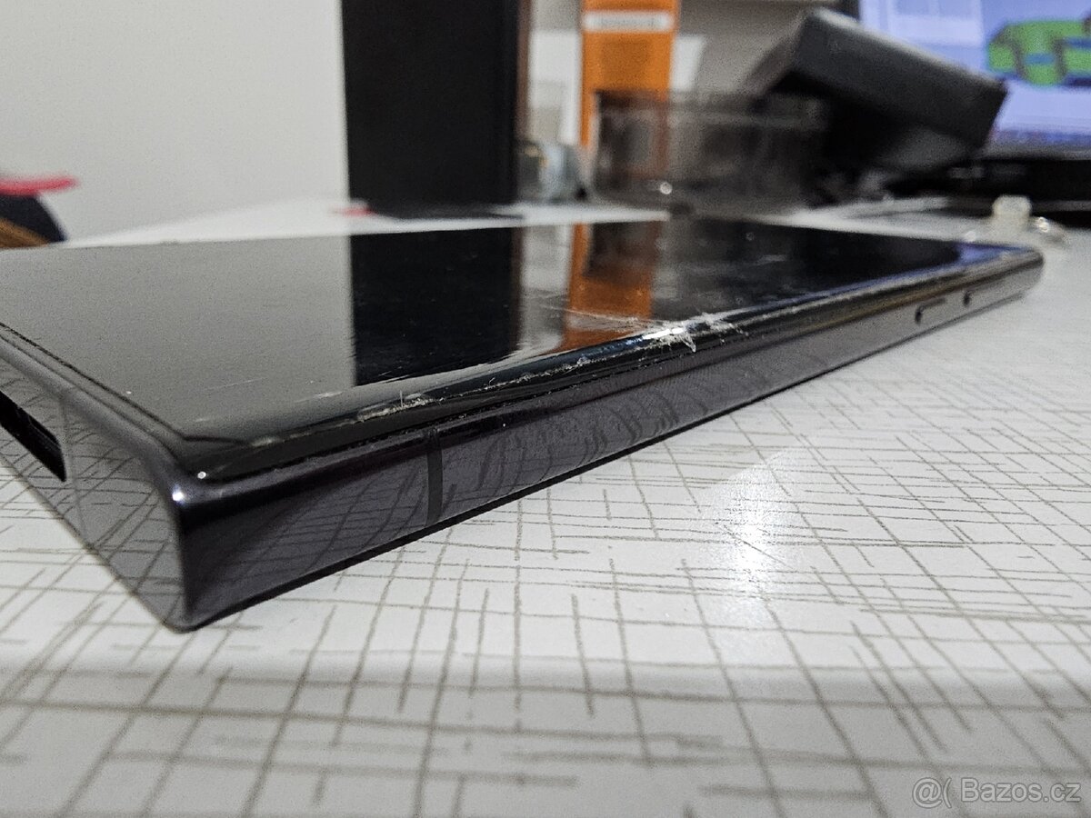 Rámeček s prasklým displejem Samsung Galaxy S23 Ultra - 2
