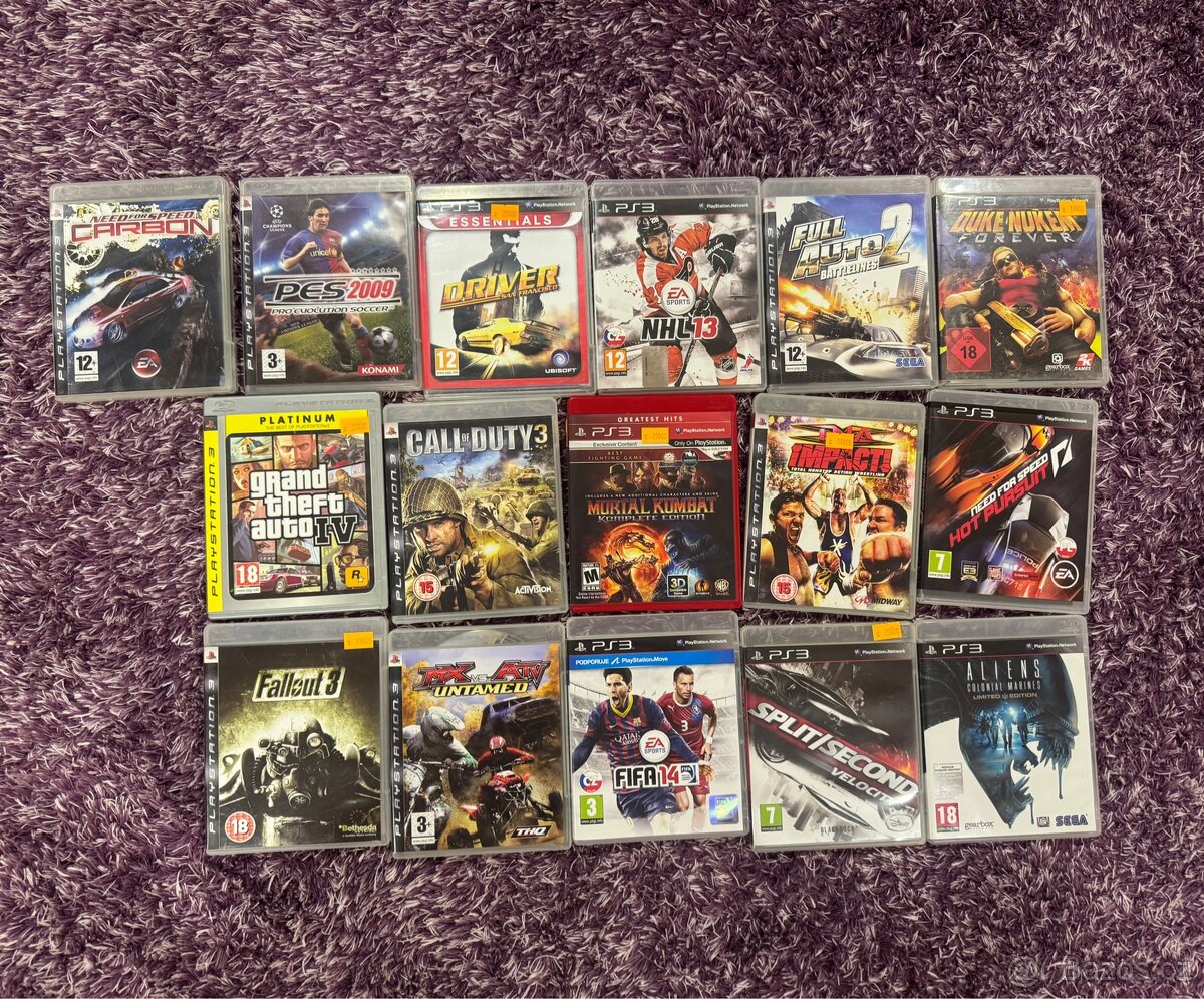 PS3 s příslušenstvím + hry - 2