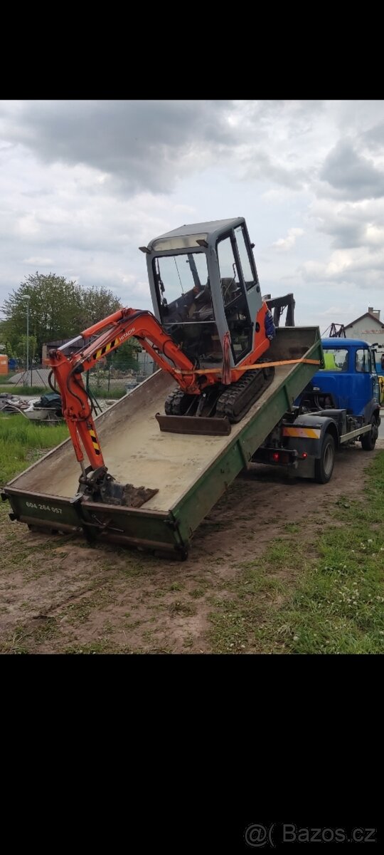 Minibagr Hitachi + Avia a80 kontejner - 2