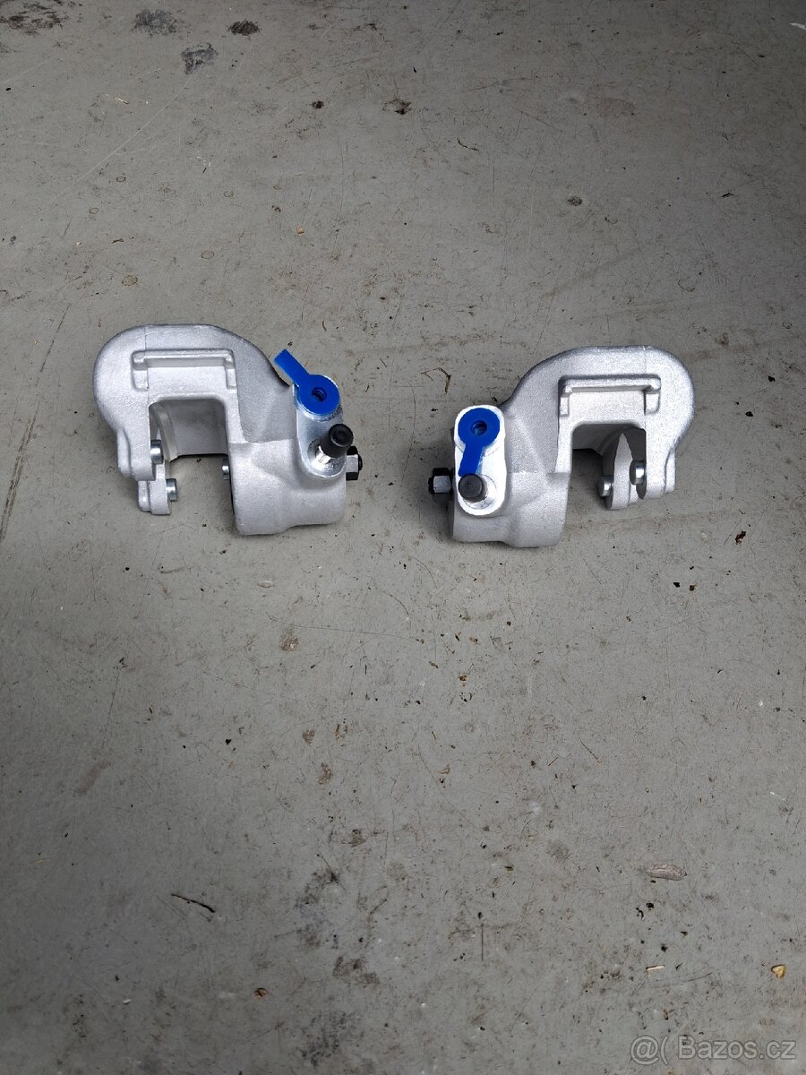 Renault 8-kotouče,brzdiče - 2