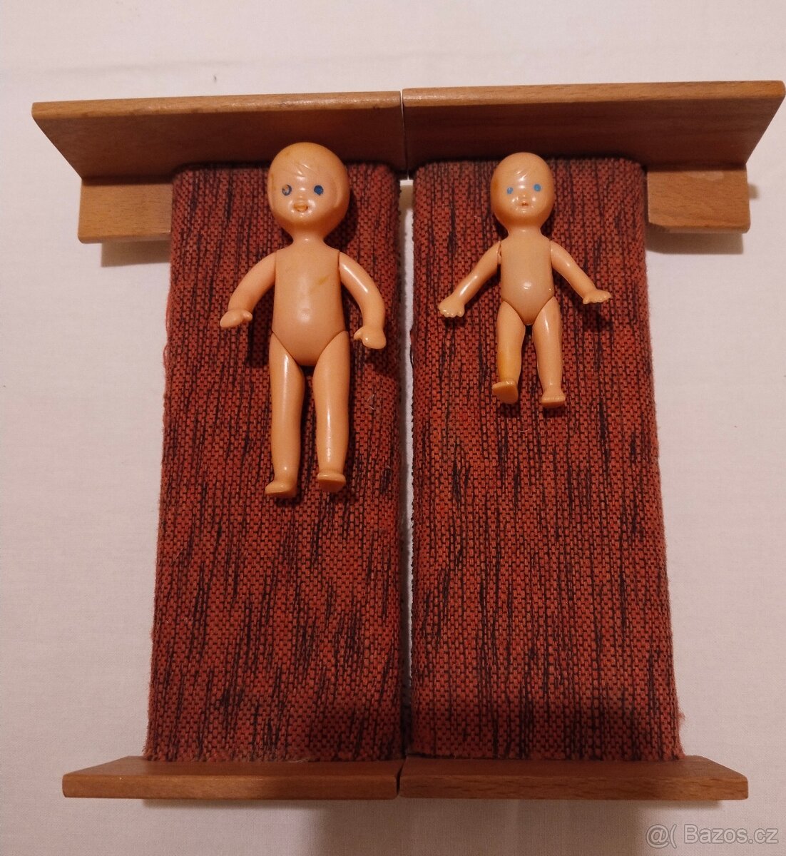 Nábytek pro panenky - 2