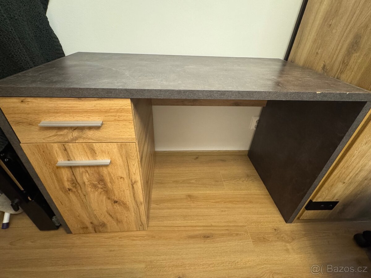 Psací stůl - 2