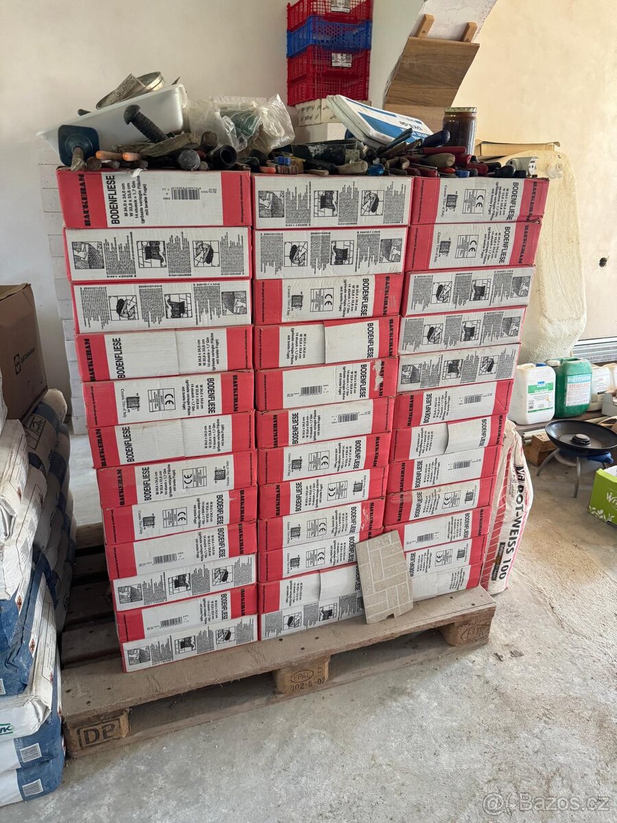 Prodám dlažbu rozměr 34 x 34 cm - 122 m2 - 2