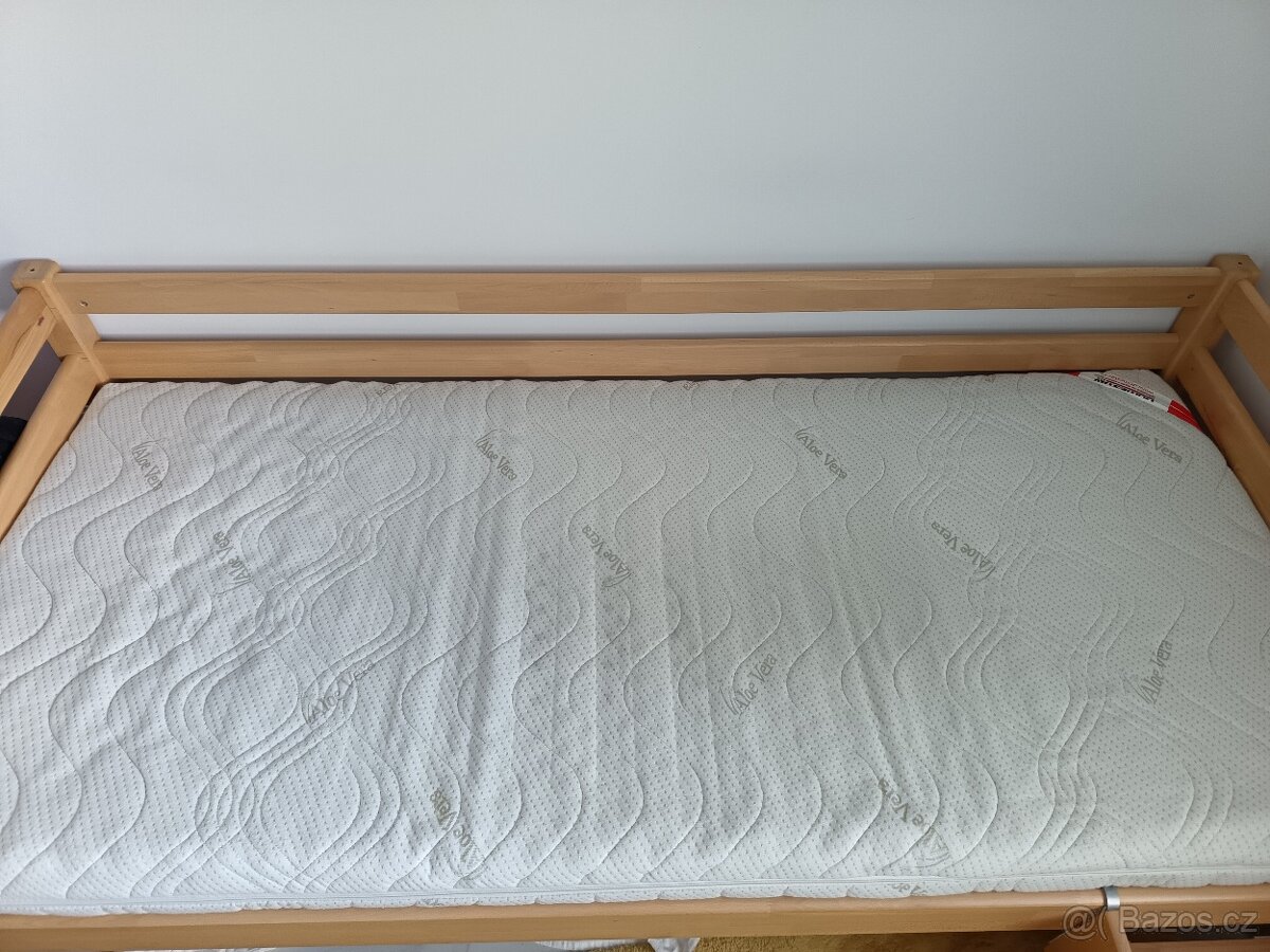 Dětská (juniorská) postel Domestav Domino masiv - 2