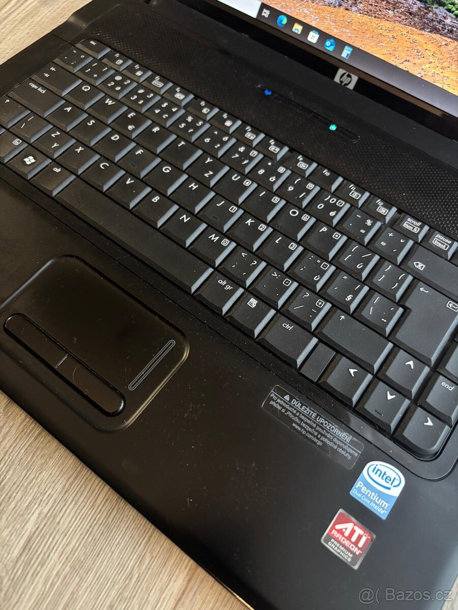 Funkční notebook HP s grafikou ATI Radeon - 2