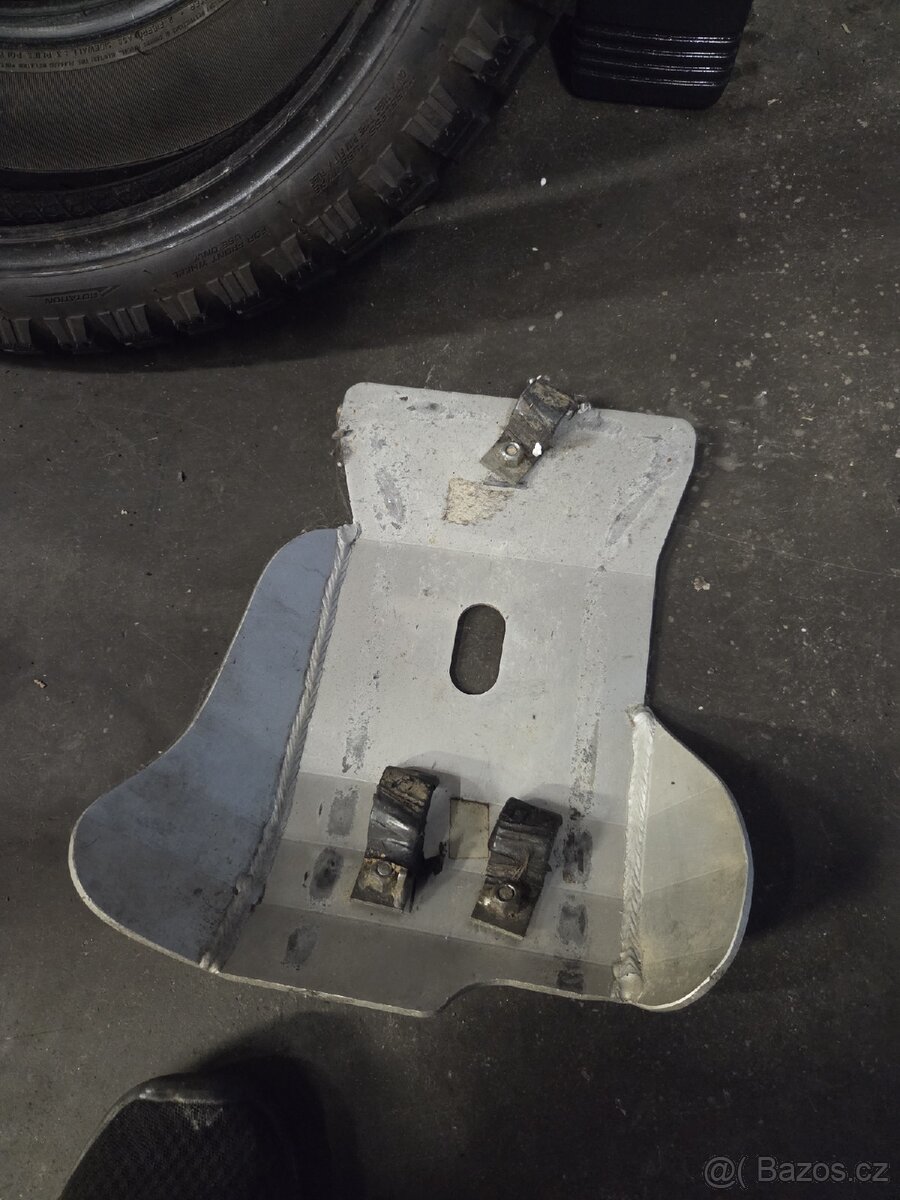 Ktm 125 kryt motoru - 2