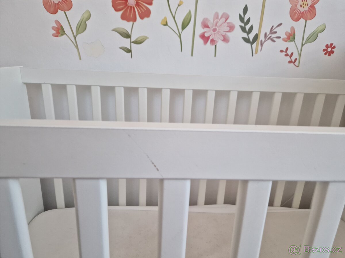 Bílá postýlka Ikea - 2