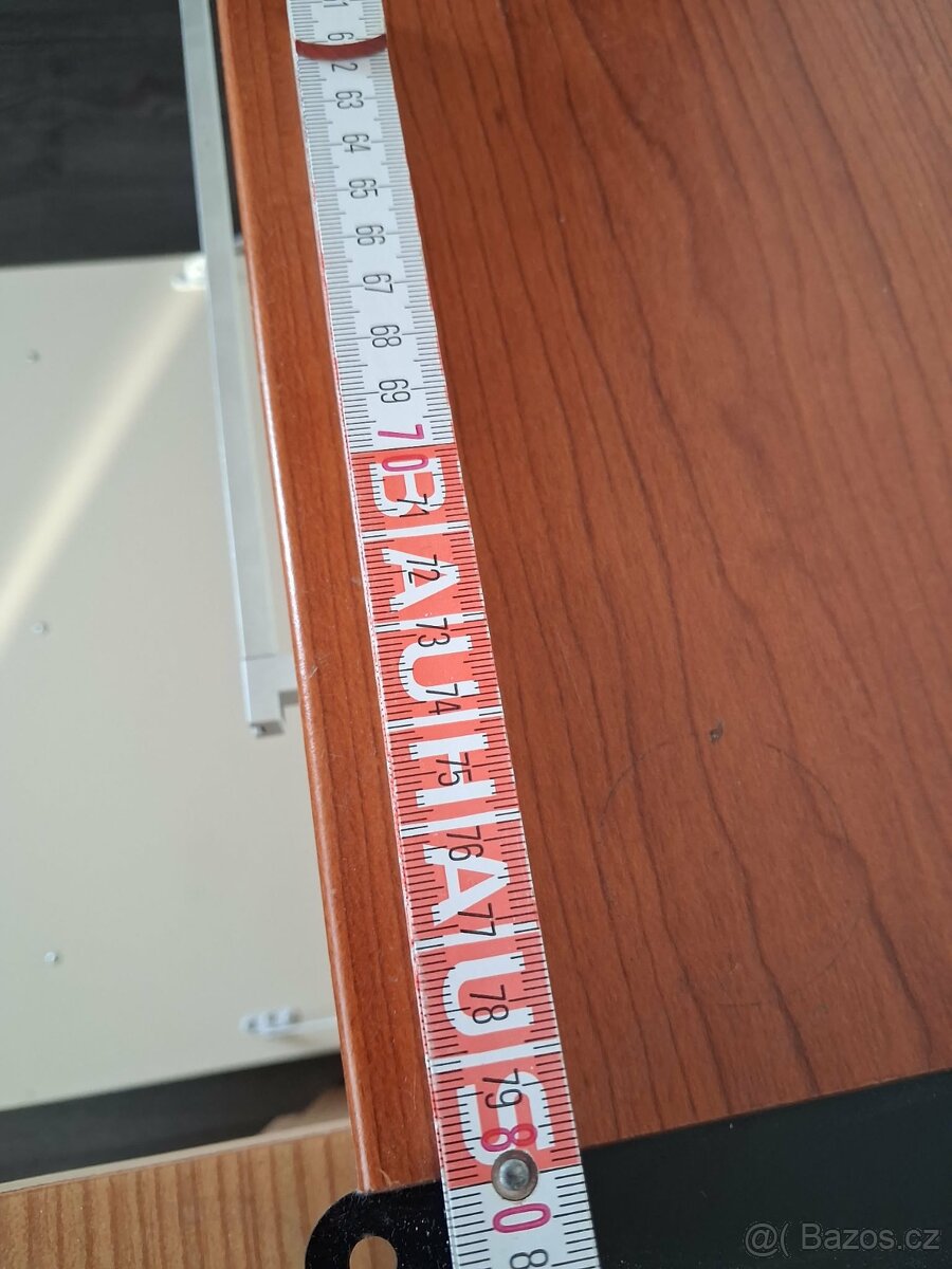 Přenechám zdarma třídílný set komody - Jamal - 2