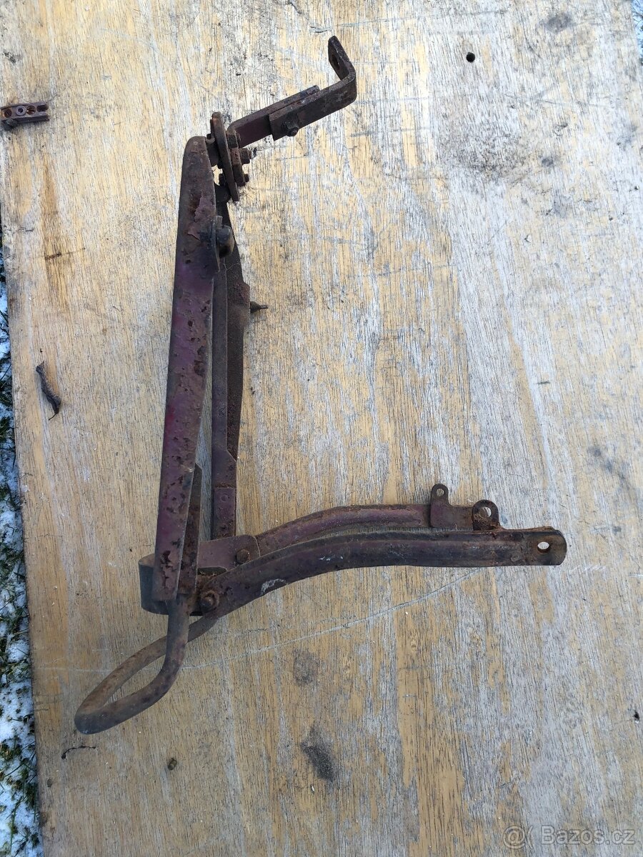 Podsedlový plech - 2