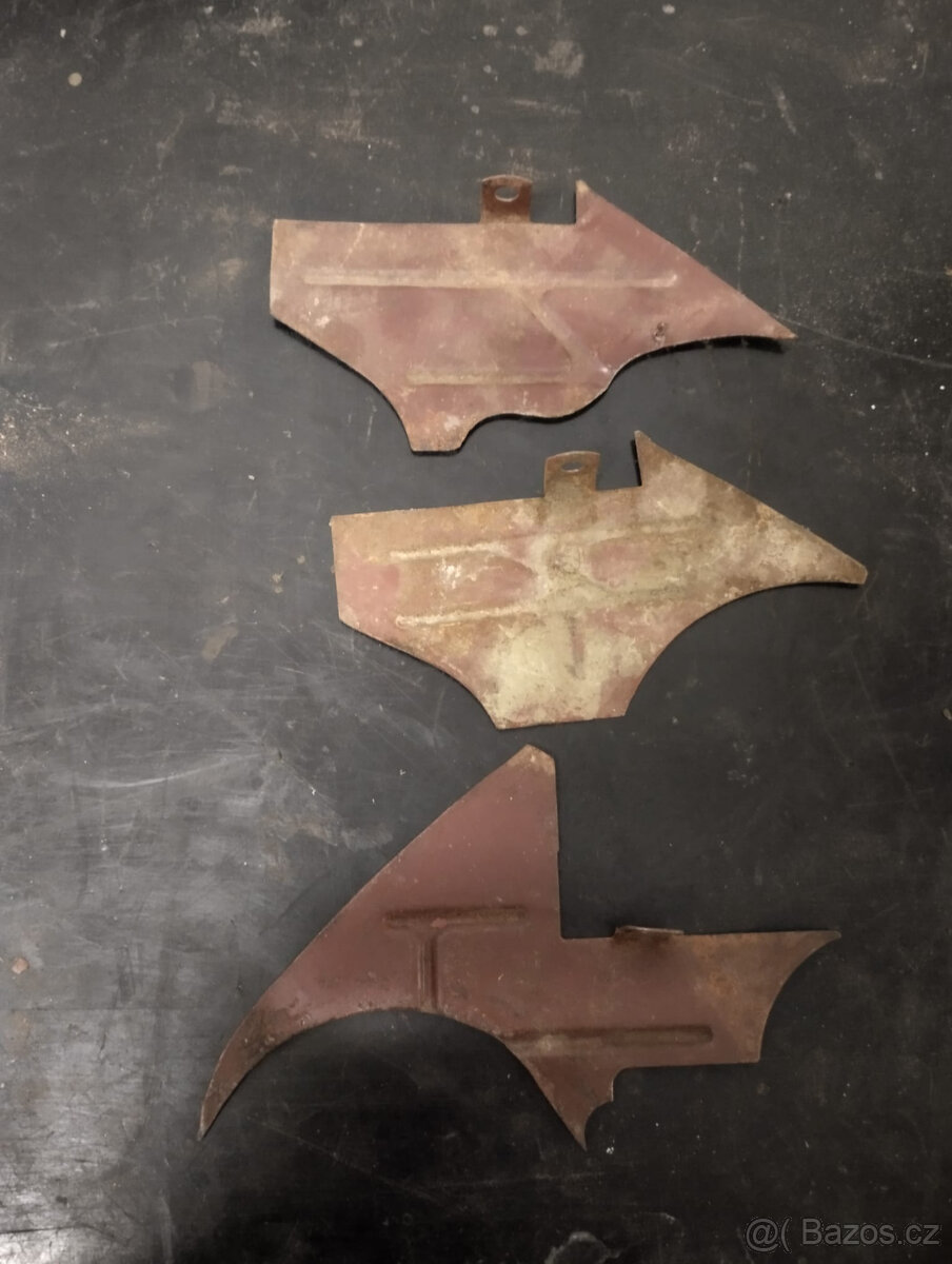 JAWA ČZ poličky pod sedlo - 2