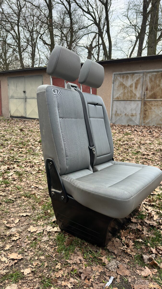 Sedačka VW T5 - 2