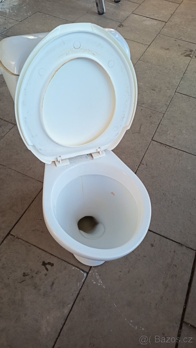 WC kombi, spodní vývod - 2