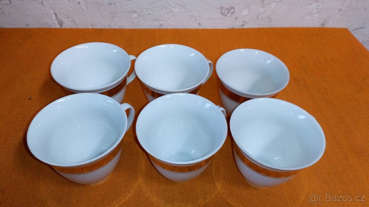 Porcelánové šálky Czechoslovakia - 2