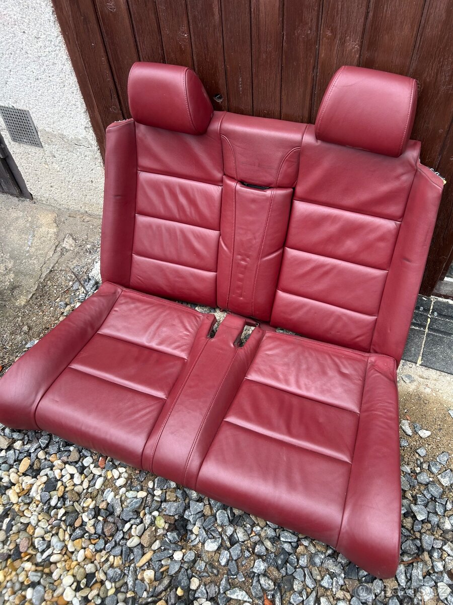 Interiér audi a4 b7 cabrio - 2