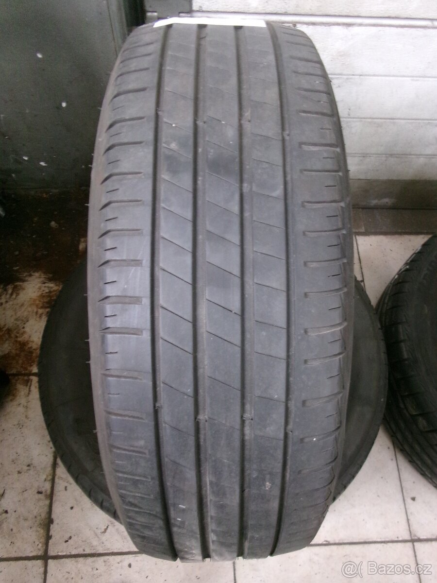 205/60 R16 BF GOODRICH (4,5mm) č.15747/D1 - 2